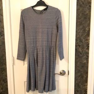 J CREW Women dress with sleeves Size 4P